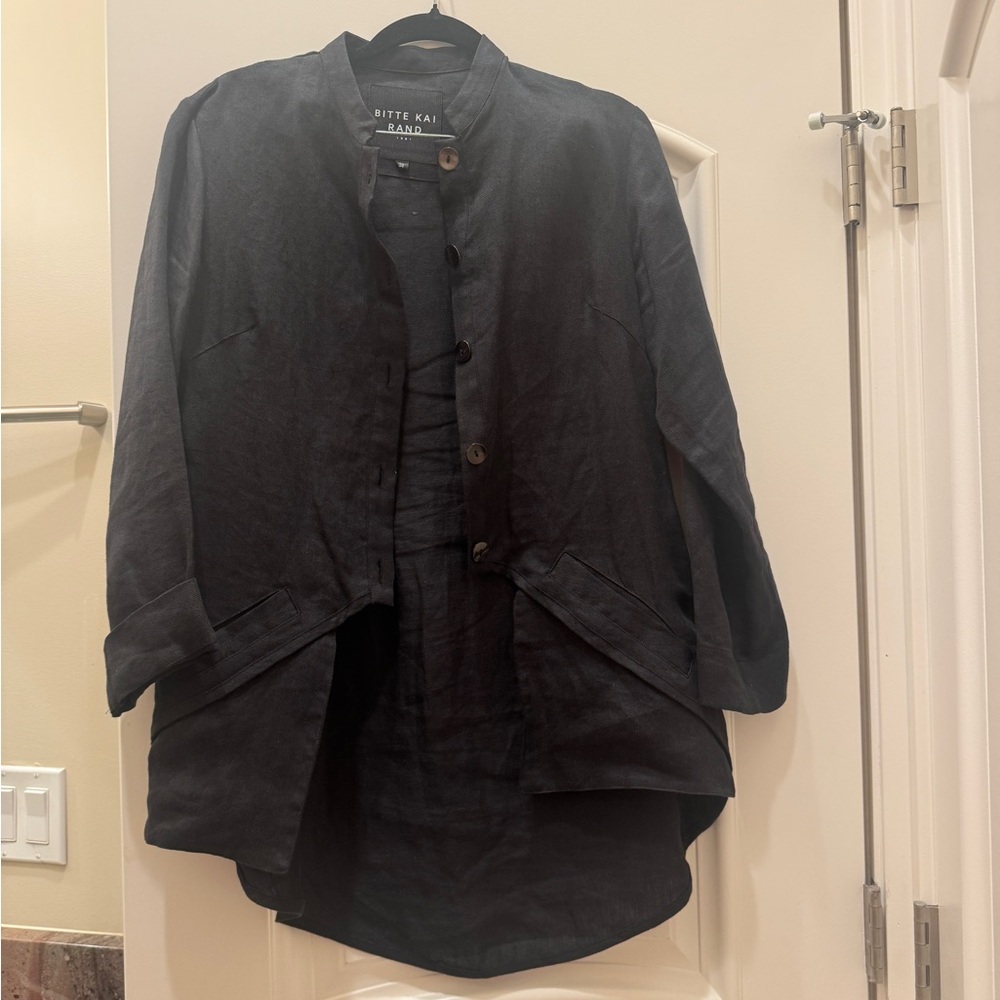 Black Bitte Kai Rand top